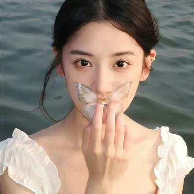 鬼影幢幢海报